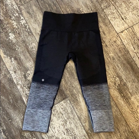 lululemon athletica Pants - Lululemon Capri Legging, Size 4